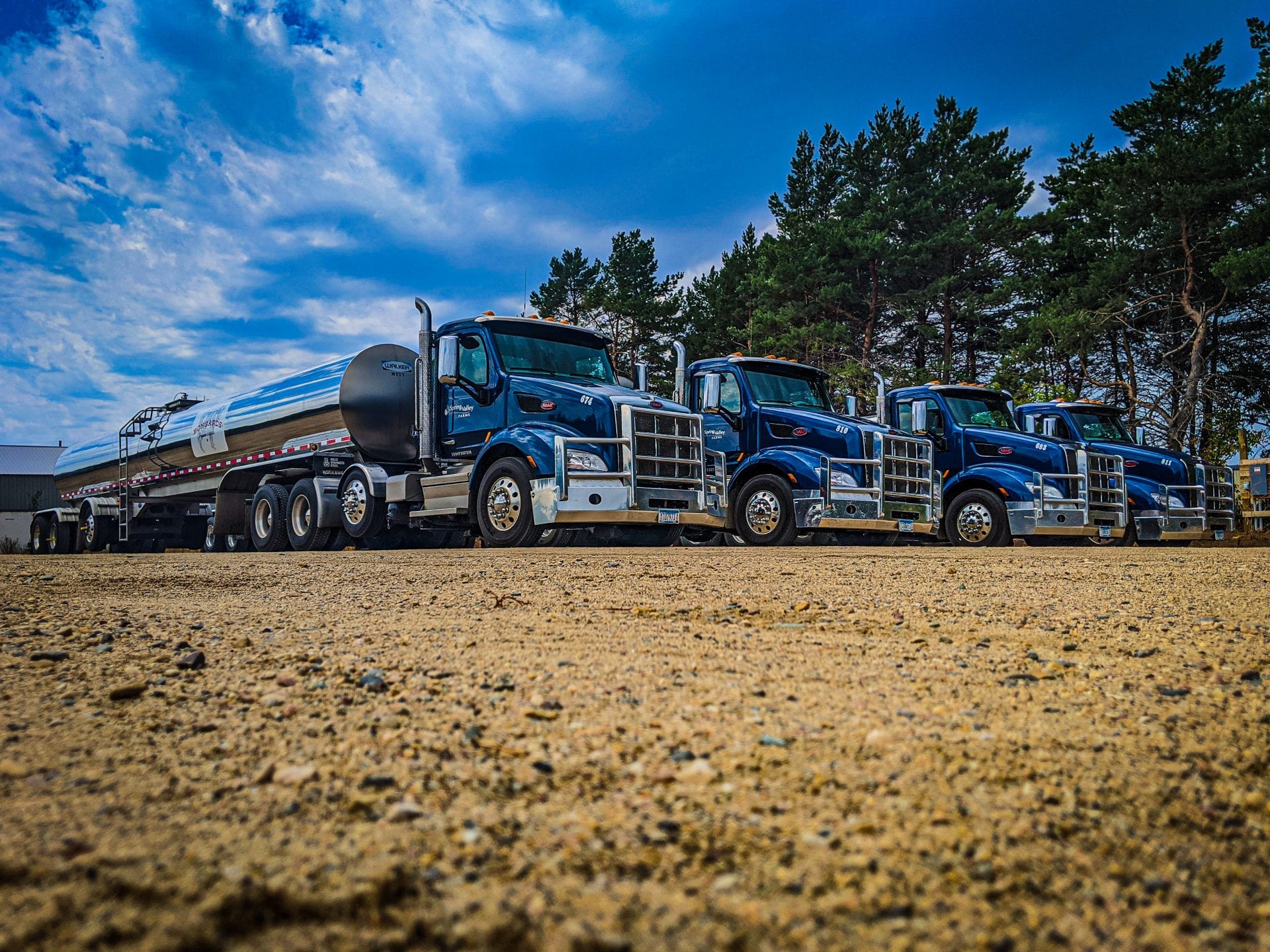 milk-truck-driver-spring-valley-farms